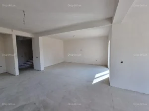 Vânzare: Vile în stil american